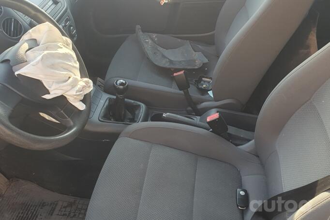 Volkswagen Golf Plus 1 generation