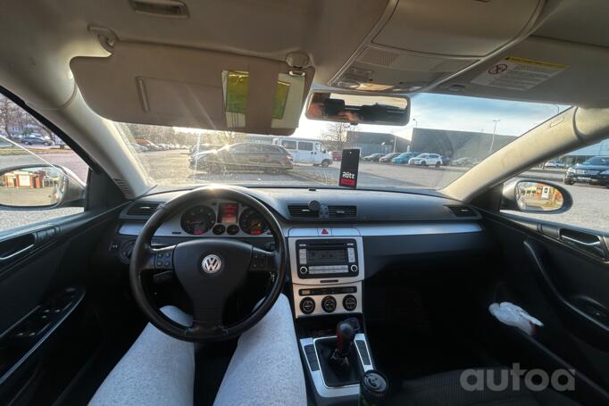 Volkswagen Passat B6 wagon 5-doors