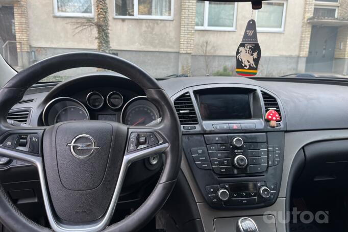 Opel Insignia A Sports Tourer wagon 5-doors