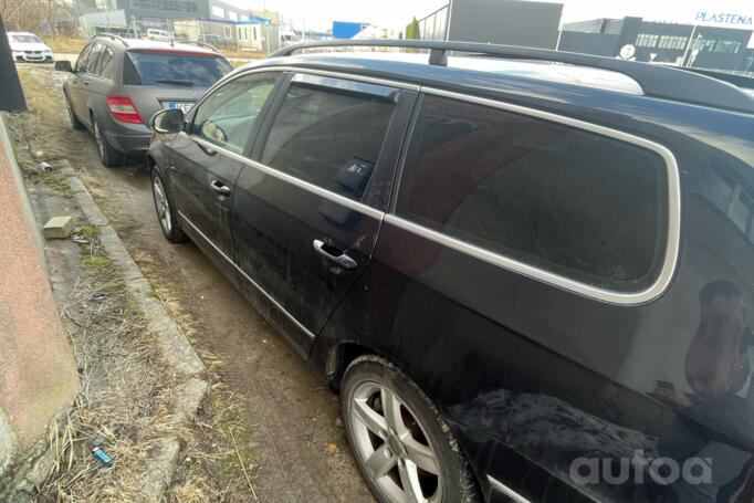 Volkswagen Passat B6 wagon 5-doors