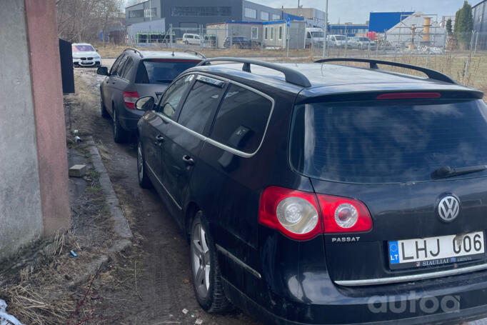 Volkswagen Passat B6 wagon 5-doors