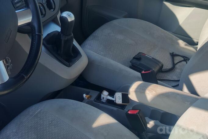 Ford Focus 2 generation Hatchback 5-doors