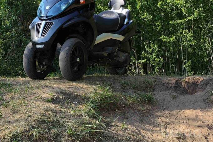 Piaggio MP3