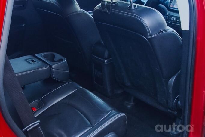 Dodge Journey 1 generation [restyling] Crossover