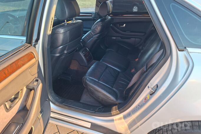 Audi A8 D3/4E Sedan