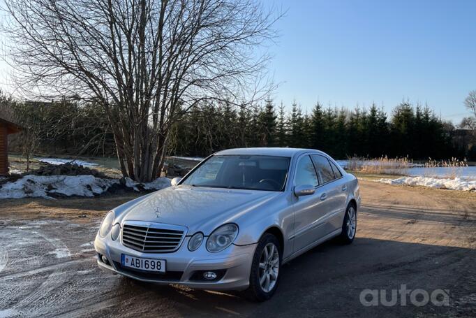 Mercedes-Benz E-Class W211 Sedan