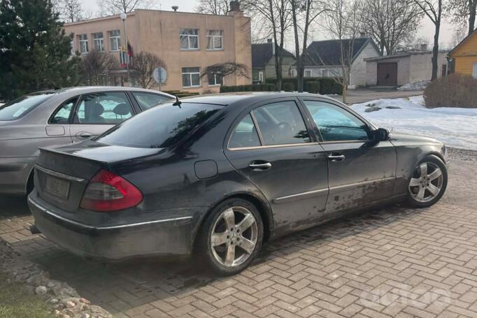 Mercedes-Benz E-Class W211 Sedan