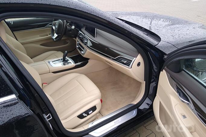 BMW 7 Series G11/G12 [restyling] Sedan