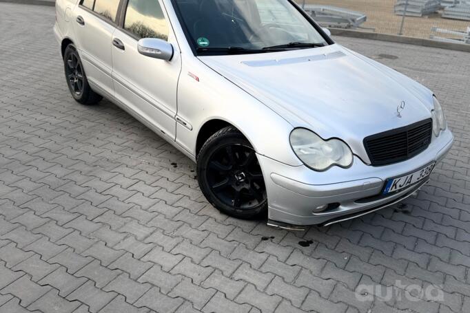 Mercedes-Benz C-Class W203/S203/CL203 Sedan 4-doors