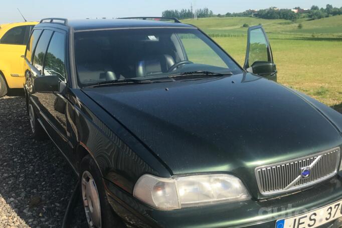 Volvo V70 1 generation wagon