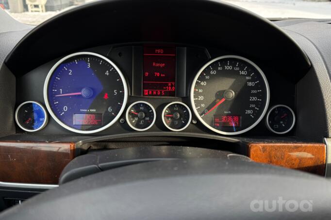 Volkswagen Touareg 1 generation [restyling] Crossover