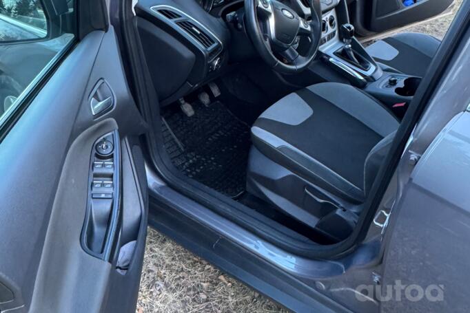 Ford Focus 3 generation wagon 5-doors
