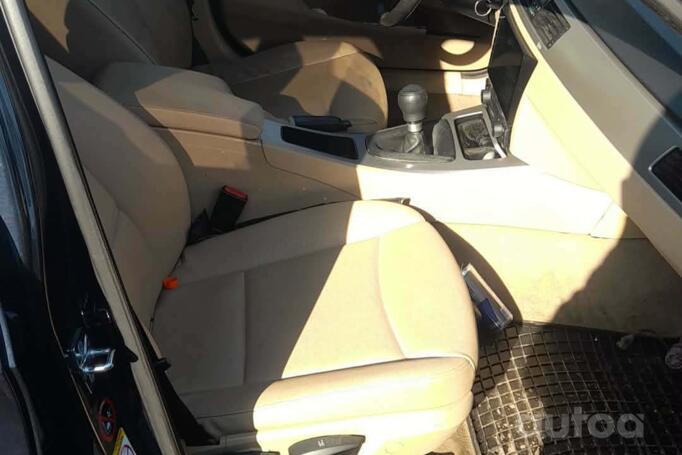 BMW 3 Series E90/E91/E92/E93 Sedan