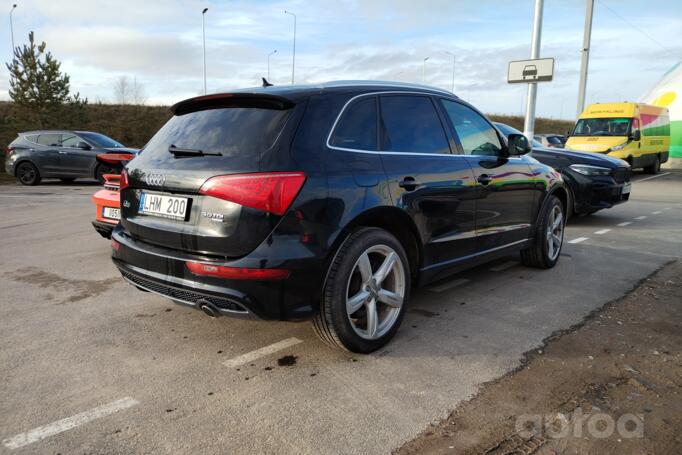 Audi Q5 8R Crossover