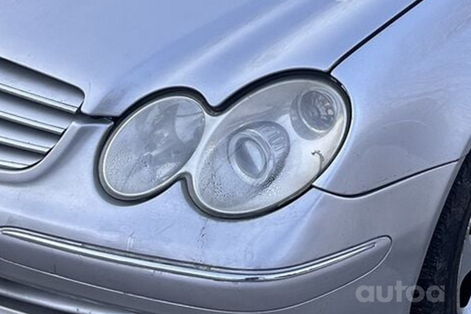 Mercedes-Benz CLK-Class C209 Coupe-Hardtop