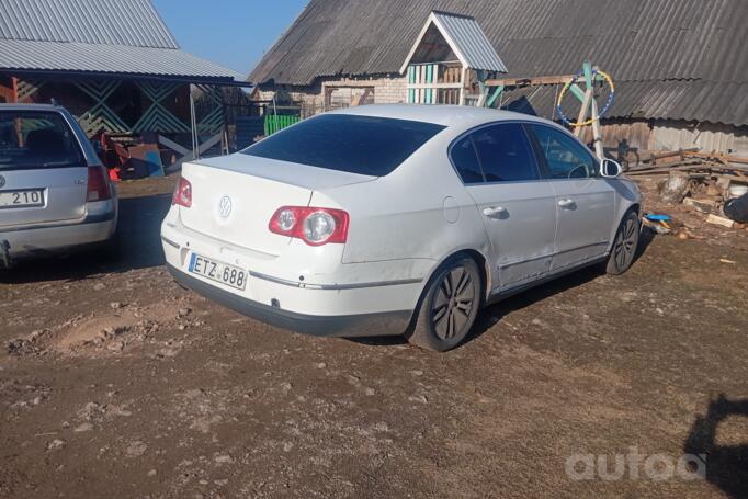 Volkswagen Passat B6 Sedan 4-doors