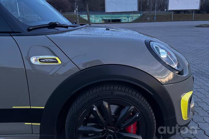 Mini Cooper S F56 [restyling] Hatchback 3-doors