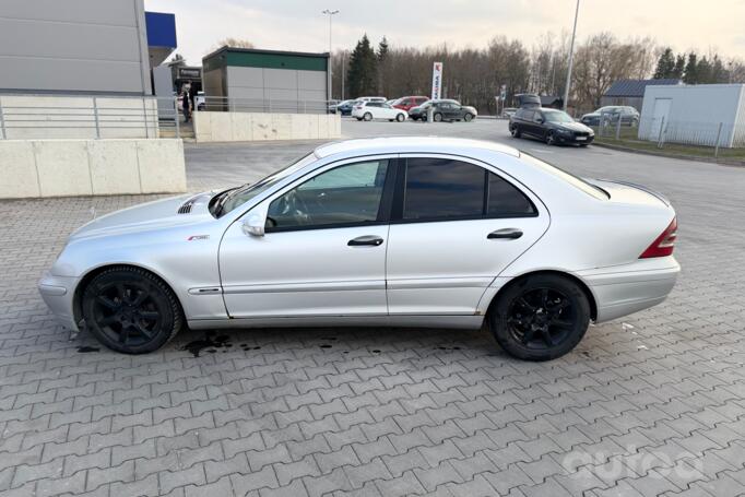 Mercedes-Benz C-Class W203/S203/CL203 Sedan 4-doors