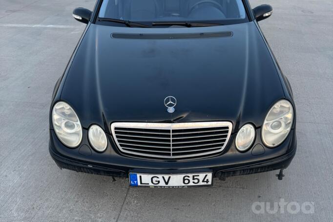 Mercedes-Benz E-Class W211 Sedan