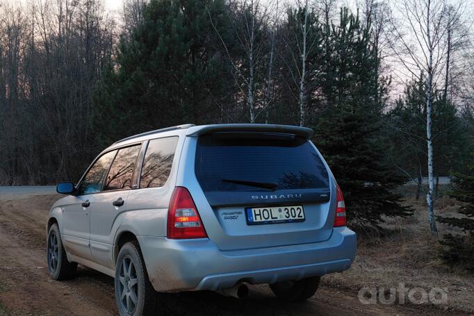 Subaru Forester 2 generation Cross Sports crossover 5-doors