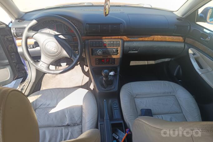 Audi A4 B5 Avant wagon 5-doors