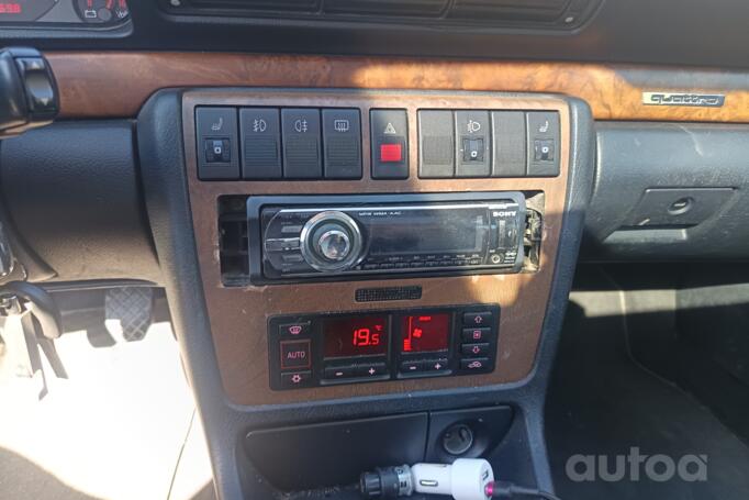 Audi A4 B5 Avant wagon 5-doors