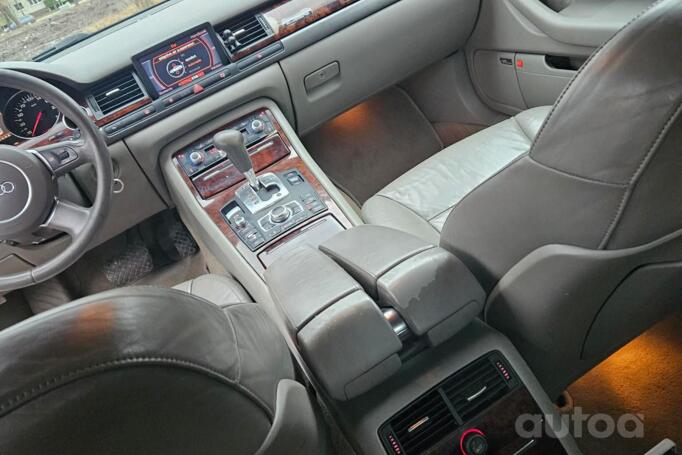 Audi A8 D3/4E Sedan