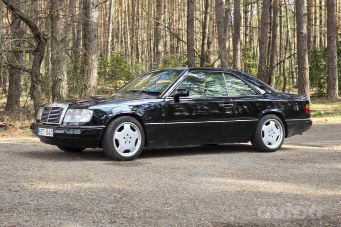 Mercedes-Benz W124