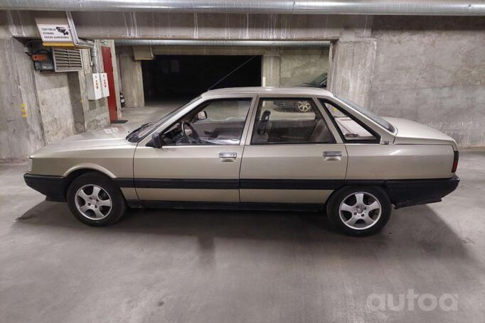 Renault 21 1 generation Sedan