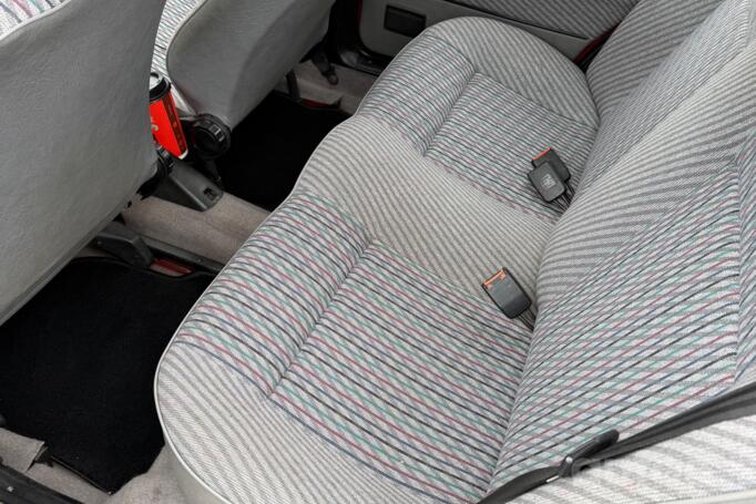 Volkswagen Jetta 2 generation [restyling] Sedan 4-doors