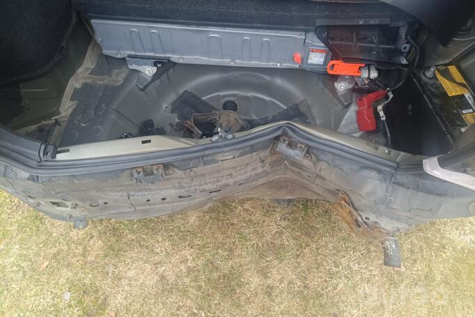 Toyota Auris 2 generation Hybrid hatchback 5-doors