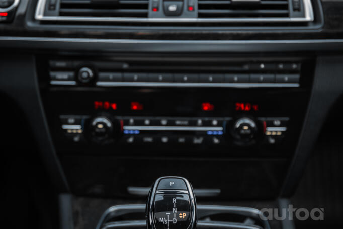 BMW 7 Series F01/F02 [restyling] Sedan