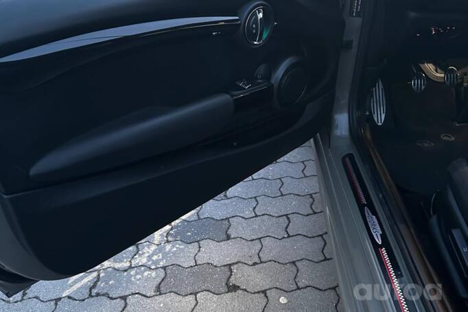 Mini Cooper S F56 [restyling] Hatchback 3-doors