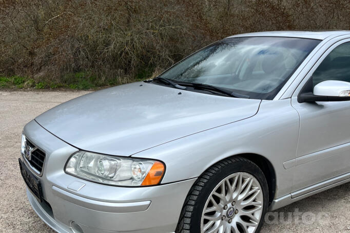Volvo S60 1 generation [restyling] Sedan