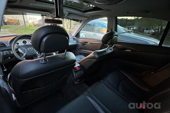 Mercedes-Benz E-Class W211 Sedan