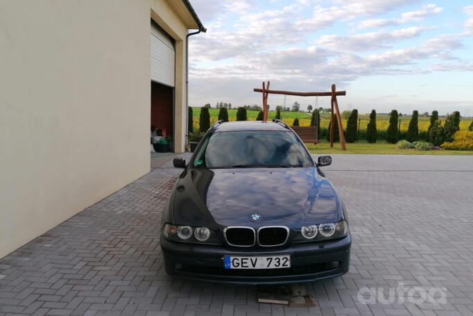BMW 5 Series E39 Touring wagon