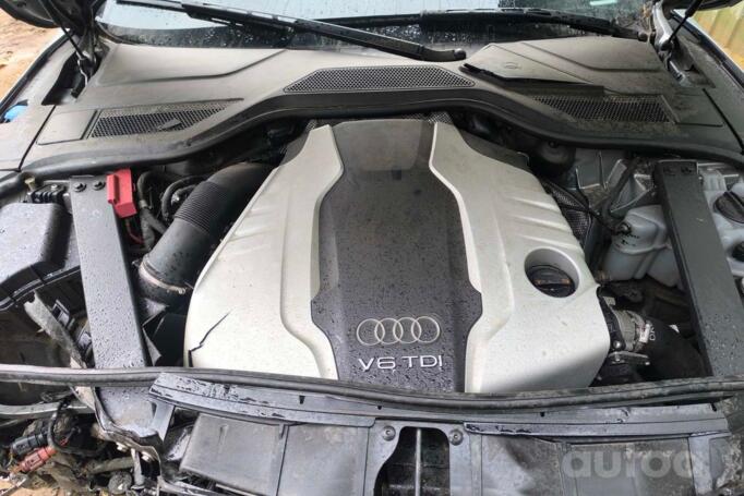 Audi A8 D4/4H Sedan