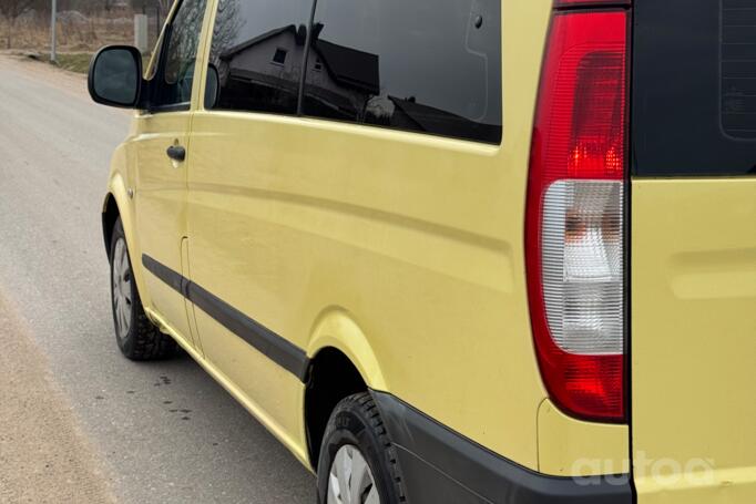 Mercedes-Benz Vito W639 Minivan 4-doors