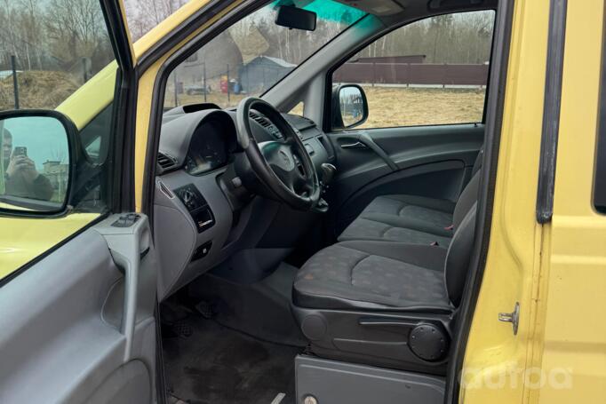 Mercedes-Benz Vito W639 Minivan 4-doors
