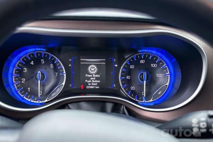 Chrysler Pacifica 2 generation Minivan