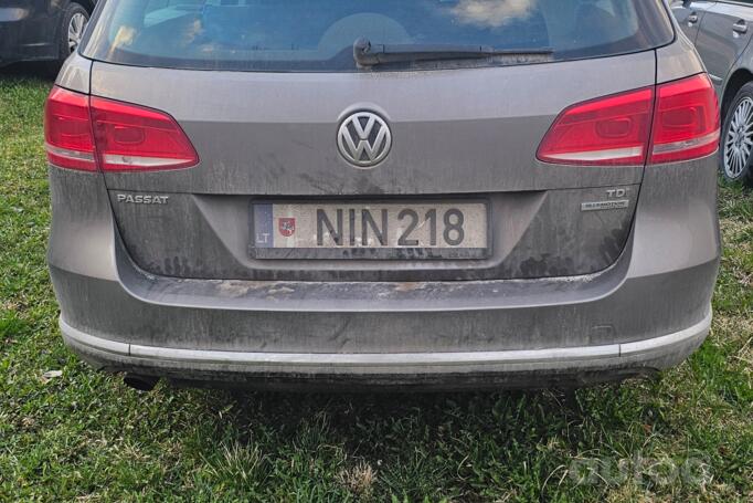 Volkswagen Passat B7 Variant wagon 5-doors
