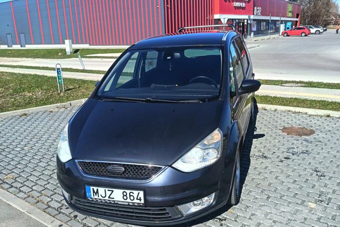 Ford Galaxy 2 generation Minivan
