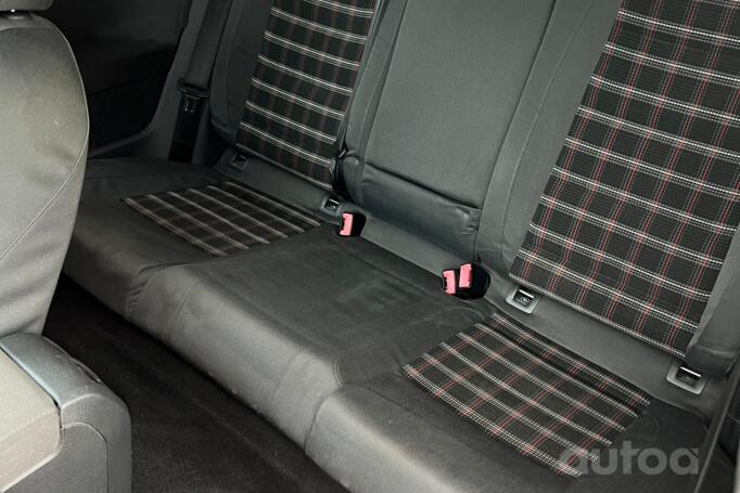 Volkswagen Golf GTI 5 generation