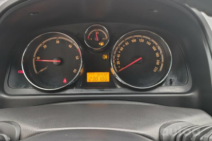 Opel Antara 1 generation Crossover