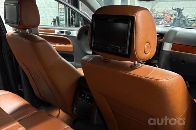 Volkswagen Touareg 1 generation [restyling] Crossover