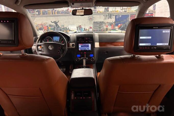 Volkswagen Touareg 1 generation [restyling] Crossover