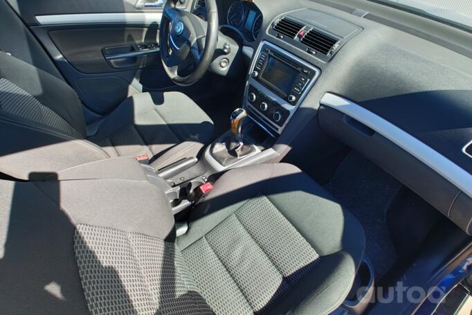 Skoda Octavia 2 generation [restyling] Combi wagon 5-doors