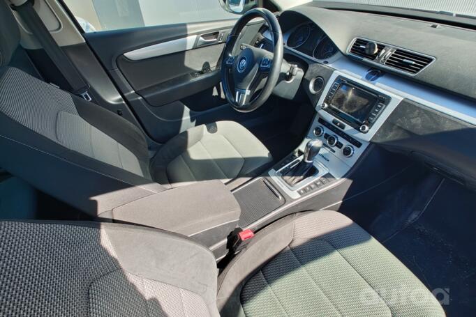 Volkswagen Passat Variant 1 generation wagon (5 doors)