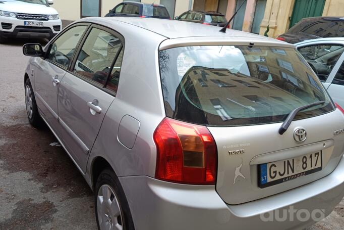 Toyota Corolla E120 Hatchback 5-doors