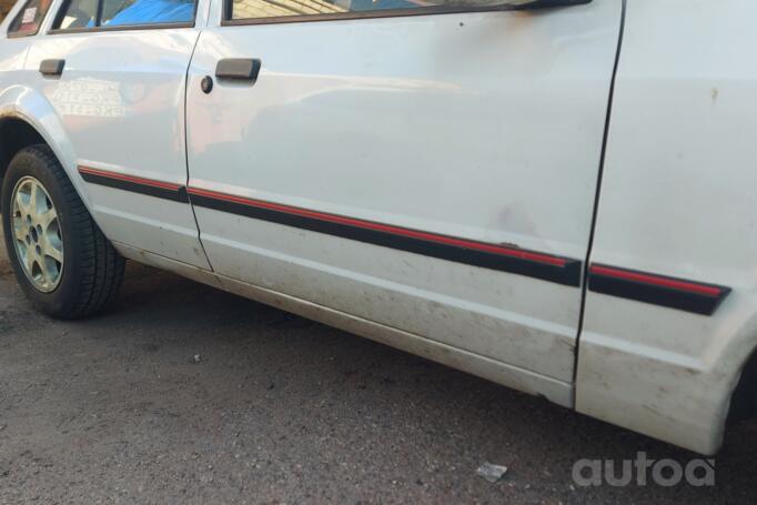 Ford Escort 4 generation Hatchback 5-doors